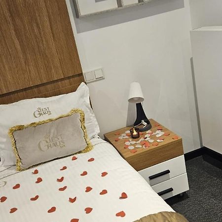 Guesthaus 1 Apartman Düdelingen Kültér fotó